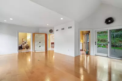 315 Kingsberry Cir, Pittsburgh, PA 15234 - Photo 7