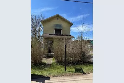 1310 Pennsylvania Ave, New Castle, PA 16101 - Photo 1