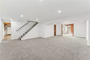 210 Parkedge Rd, Green Tree, PA 15220 - Photo 29