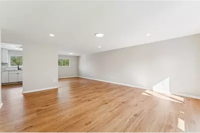 210 Parkedge Rd, Green Tree, PA 15220 - Photo 7