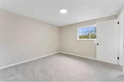 210 Parkedge Rd, Green Tree, PA 15220 - Photo 17