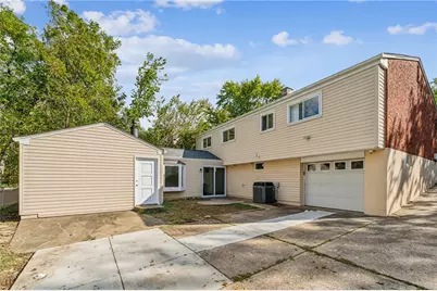 210 Parkedge Rd, Green Tree, PA 15220 - Photo 43