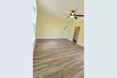 1003 Middle, Pittsburgh, PA 15116 - Photo 3