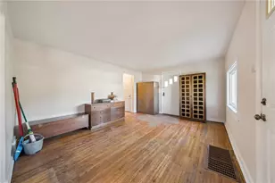 3108 Brown Pl, North Versailles, PA 15137 - Photo 3