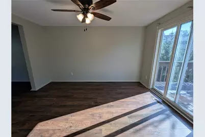 3226 Camberly Dr, Hampton, PA 15044 - Photo 7