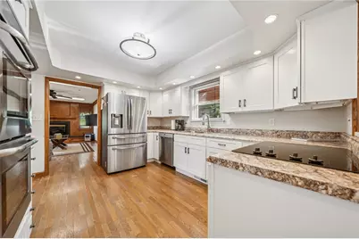 35 Blueberry Lane, Cecil, PA 15321 - Photo 5