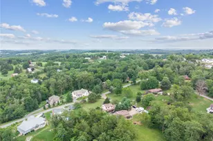 35 Blueberry Ln, Cecil, PA 15321 - Photo 45