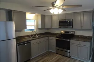 1530 Parr St, South Greensburg Boro, PA 15601 - Photo 5