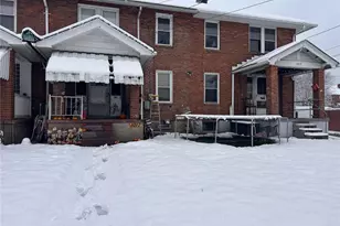 1017 Pennsylvania Ave, Clairton, PA 15025 - Photo 15