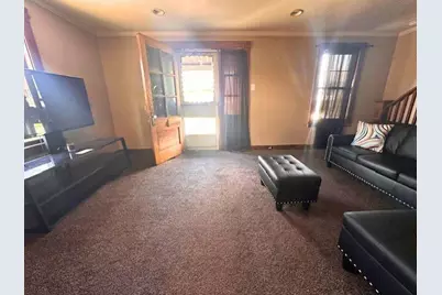 1019 Pennsylvania Ave, Clairton, PA 15025 - Photo 9