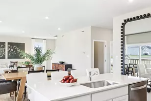 1024 Lindsay Rd, Scott Township, PA 15106 - Photo 11