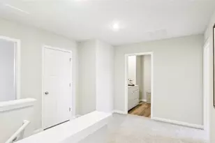 1024 Lindsay Rd, Scott Township, PA 15106 - Photo 23