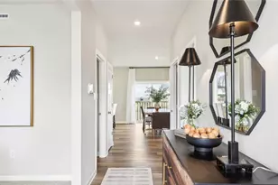 1024 Lindsay Rd, Scott Township, PA 15106 - Photo 7