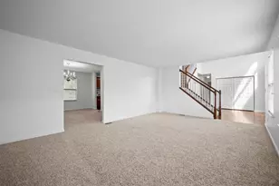 8057 Maureen Dr, Cranberry Township, PA 16066 - Photo 5