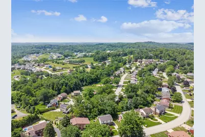 9261 Douglas Fir Dr, Pittsburgh, PA 15239 - Photo 35