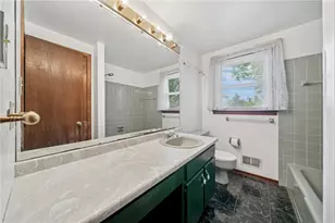 9261 Douglas Fir Dr, Pittsburgh, PA 15239 - Photo 19