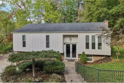 151 McIntyre Rd, Ross Twp, PA 15237 - Photo 1