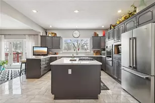 322 Red Oak Ct, Monroeville, PA 15146 - Photo 11