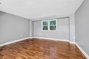 179 Cranbrooke Dr, Findlay Township, PA 15108 - Photo 9