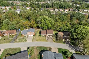 4859 Emblem Dr S, Pittsburgh, PA 15236 - Photo 23