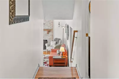 4859 Emblem Dr S, Pittsburgh, PA 15236 - Photo 7