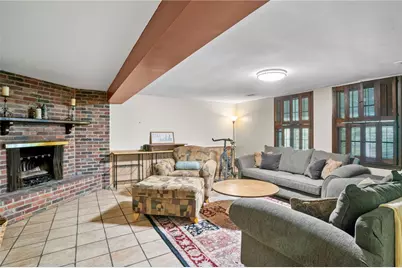 4859 Emblem Dr S, Pittsburgh, PA 15236 - Photo 15