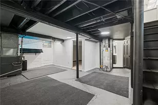 56 Bascom Ave, Observatory Hill, PA 15214 - Photo 23