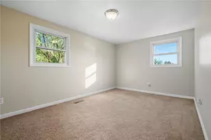 613 Surfside Dr, Pittsburgh, PA 15239 - Photo 21