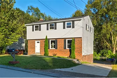 613 Surfside Dr, Pittsburgh, PA 15239 - Photo 1