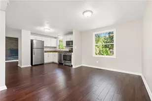 613 Surfside Dr, Pittsburgh, PA 15239 - Photo 9