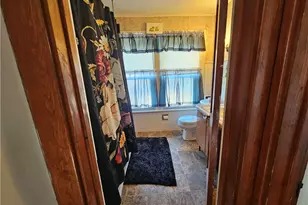 1127 Highland St, Tarentum, PA 15084 - Photo 9