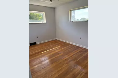 918 Stock St, Pittsburgh, PA 15207 - Photo 13