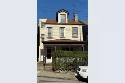 152 Monastery Pl, Pittsburgh, PA 15203 - Photo 1