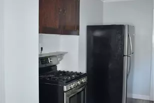 107 Barr Ave, Grove City Boro, PA 16127 - Photo 7