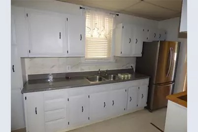 911 4th St, Monongahela, PA 15063 - Photo 5