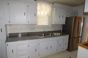 911 4th St, Monongahela, PA 15063 - Photo 5