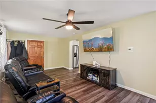 2303 Delaware Ave, New Castle, PA 16105 - Photo 3