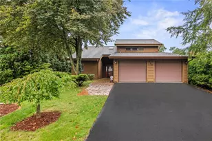 195 Jonathan Pl, Hermitage, PA 16148 - Photo 1