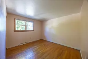 205 Parkedge Rd, Green Tree, PA 15220 - Photo 19