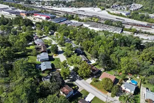 205 Parkedge Rd, Green Tree, PA 15220 - Photo 5