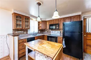 819 N 2nd St, Jeannette, PA 15644 - Photo 27