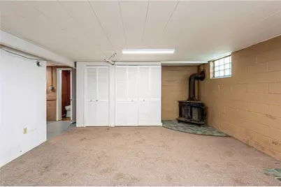 819 N 2nd Street, Jeannette, PA 15644 - Photo 39