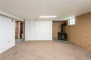 819 N 2nd St, Jeannette, PA 15644 - Photo 39