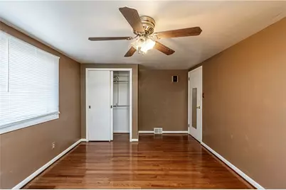 819 N 2nd Street, Jeannette, PA 15644 - Photo 37