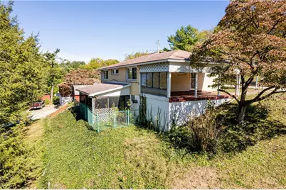 819 N 2nd Street, Jeannette, PA 15644 - Photo 13