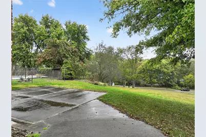 37 W Euclid Ave, Carroll Twp, PA 15063 - Photo 5