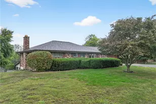 37 W Euclid Ave, Carroll Twp, PA 15063 - Photo 3