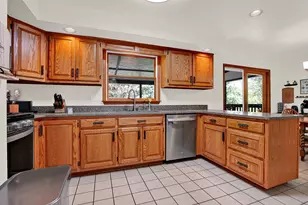 109 Valeron Ct, Manor, PA 15642 - Photo 7