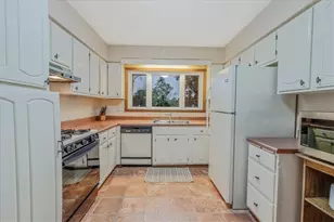 1008 Edward St, North Versailles, PA 15137 - Photo 11