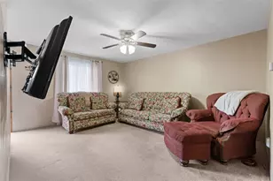 2614 Meadow St, Harrison Township, PA 15065 - Photo 5